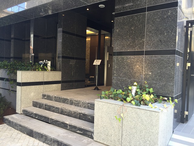 建物エントランス