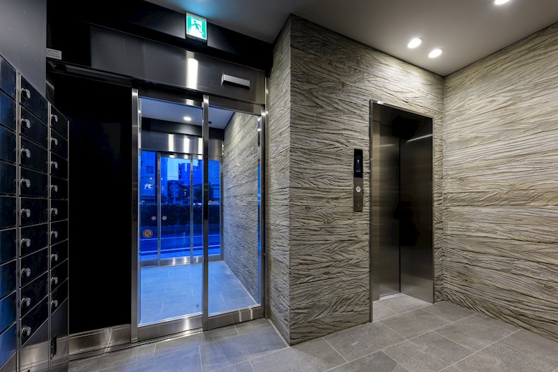 建物エントランス