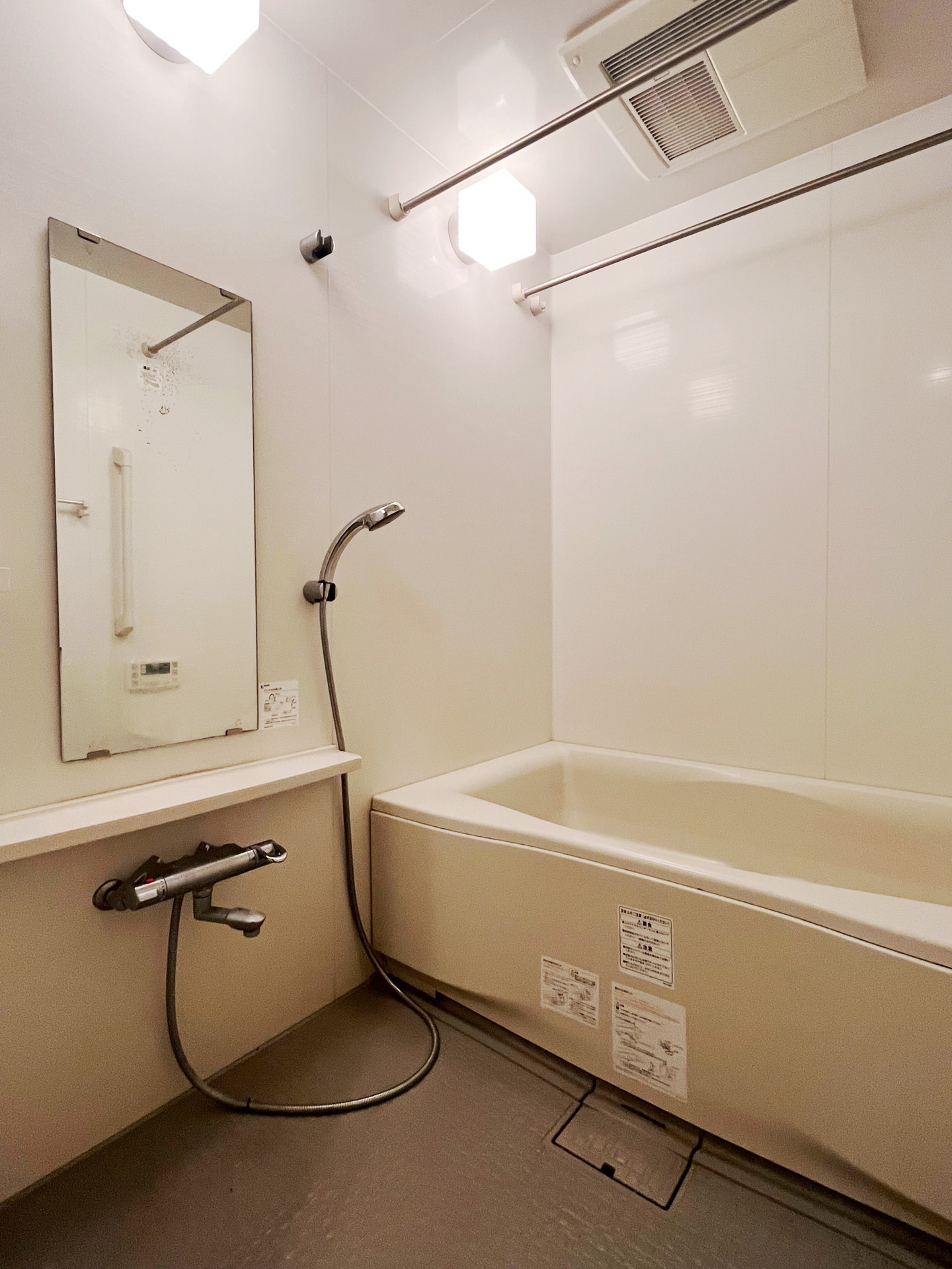 シャワールーム