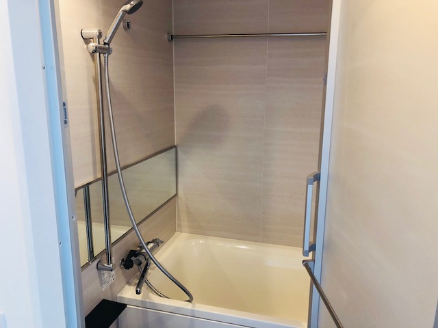 シャワールーム