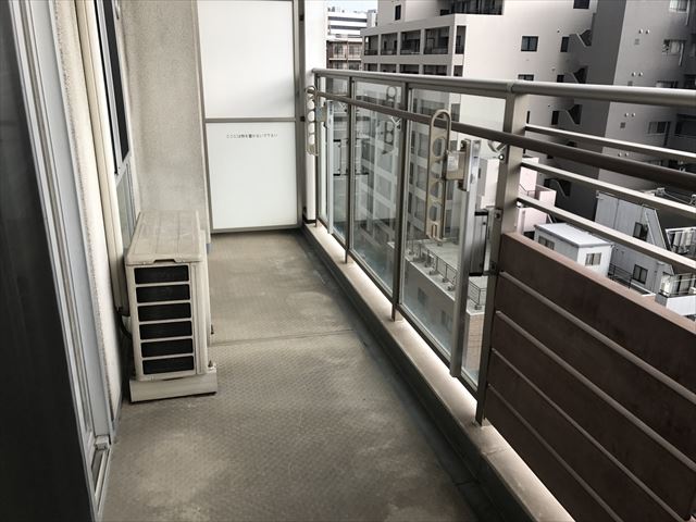 バルコニー