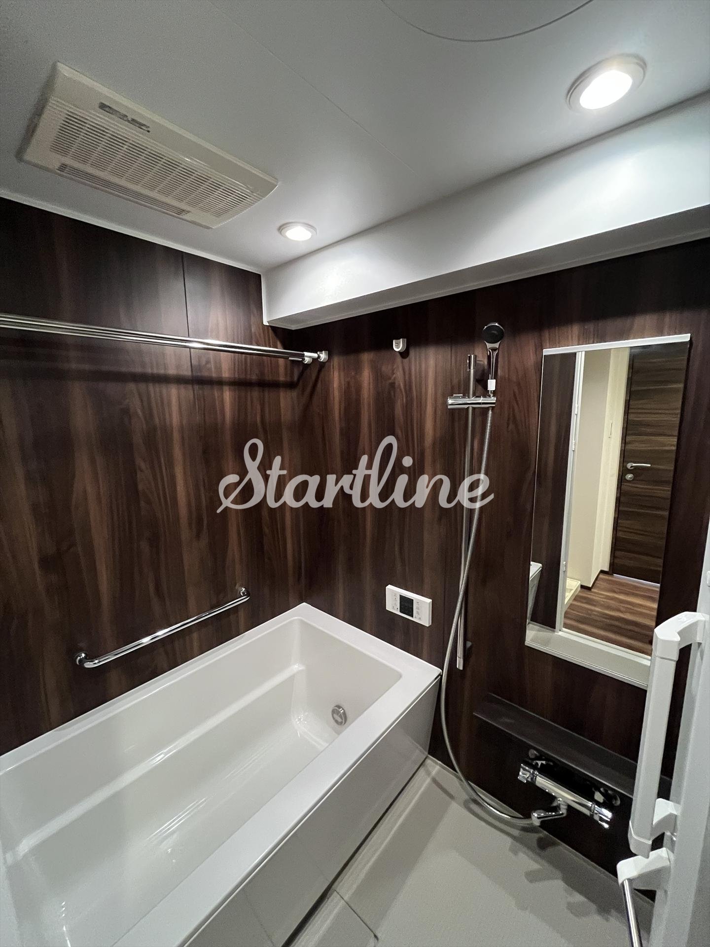 シャワールーム