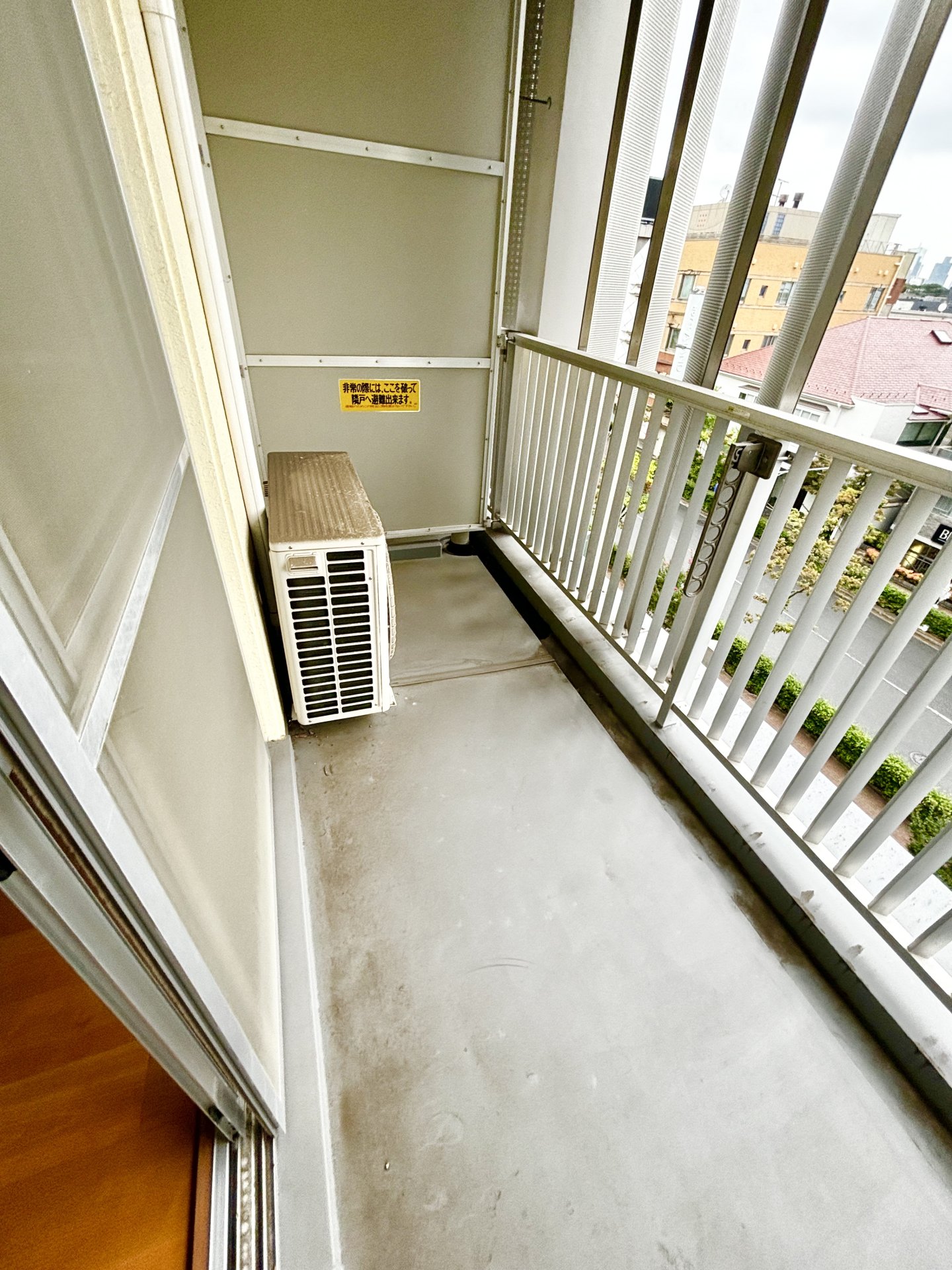 バルコニー