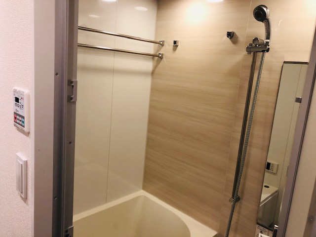 シャワールーム