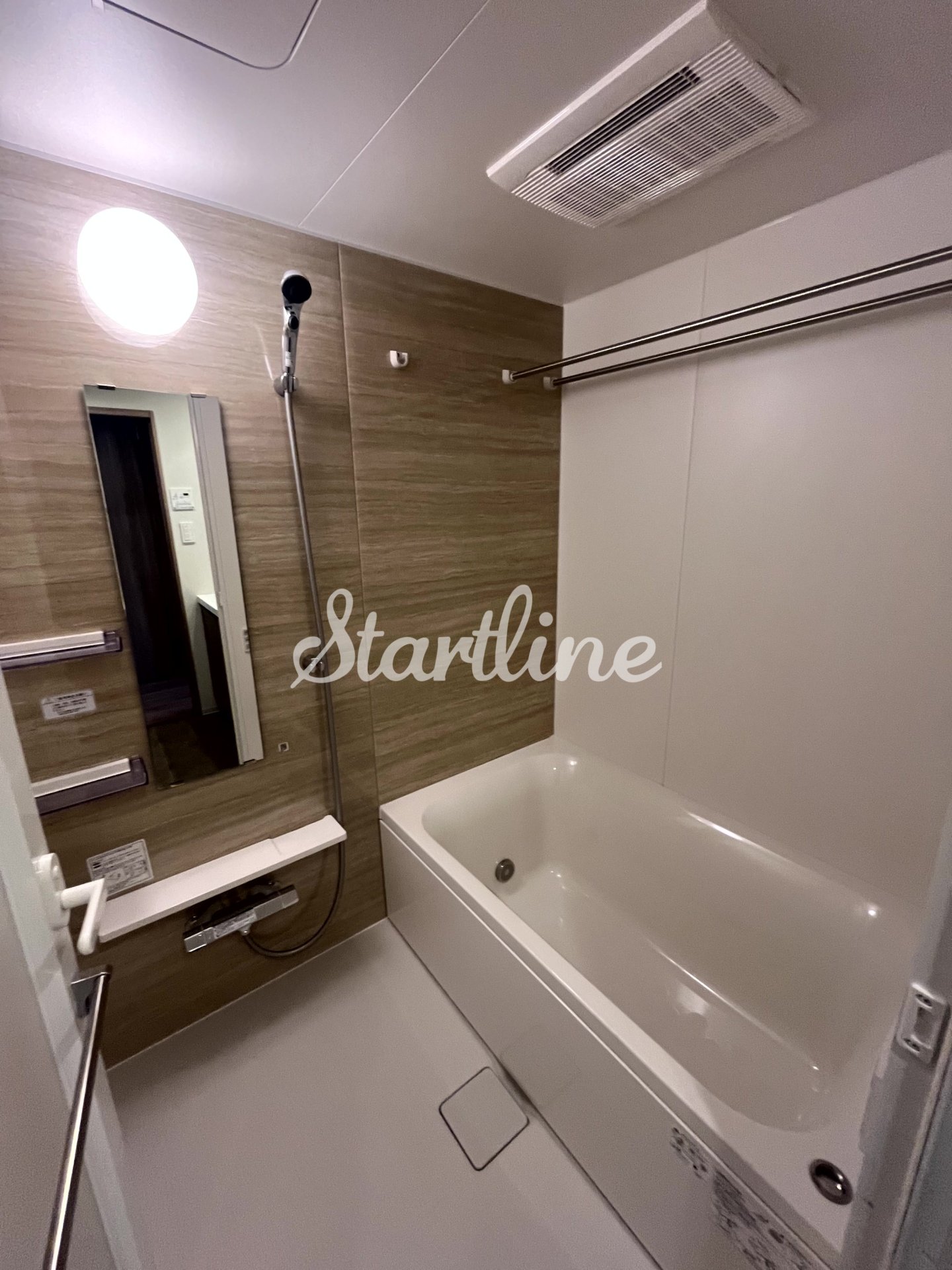 シャワールーム