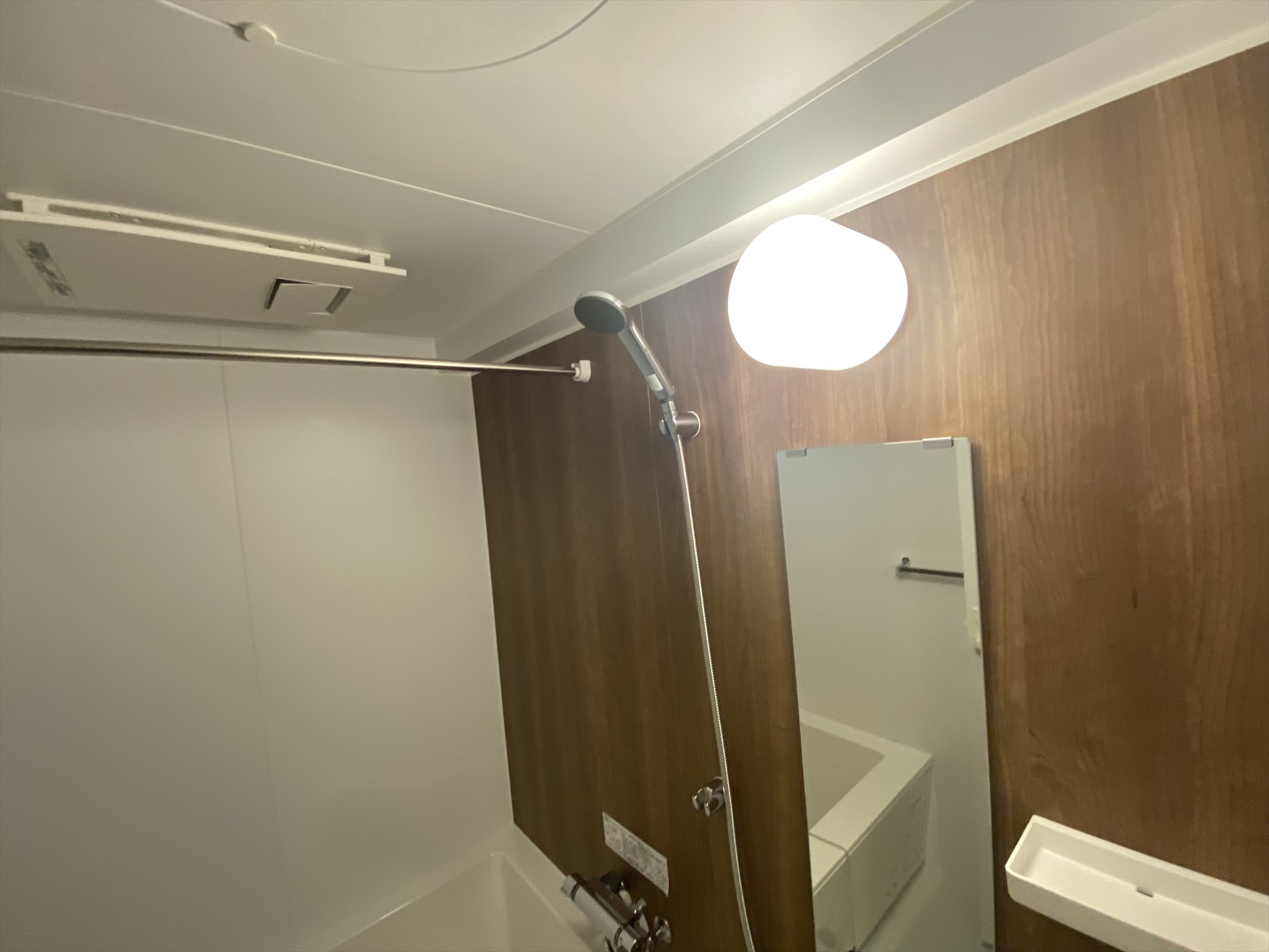 シャワールーム