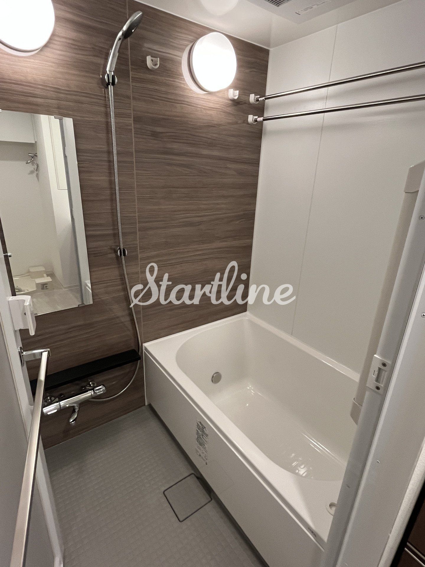 シャワールーム