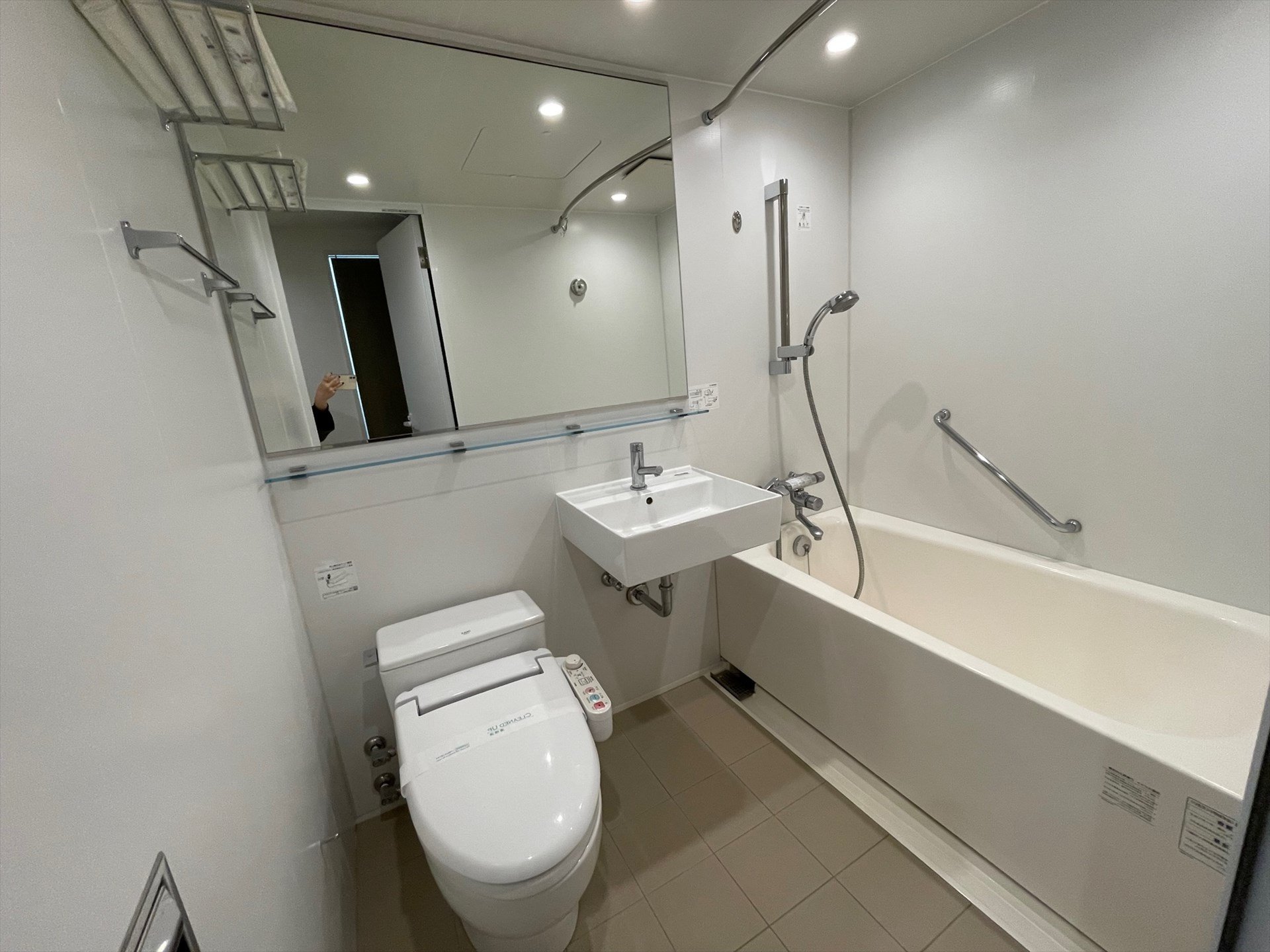 シャワールーム