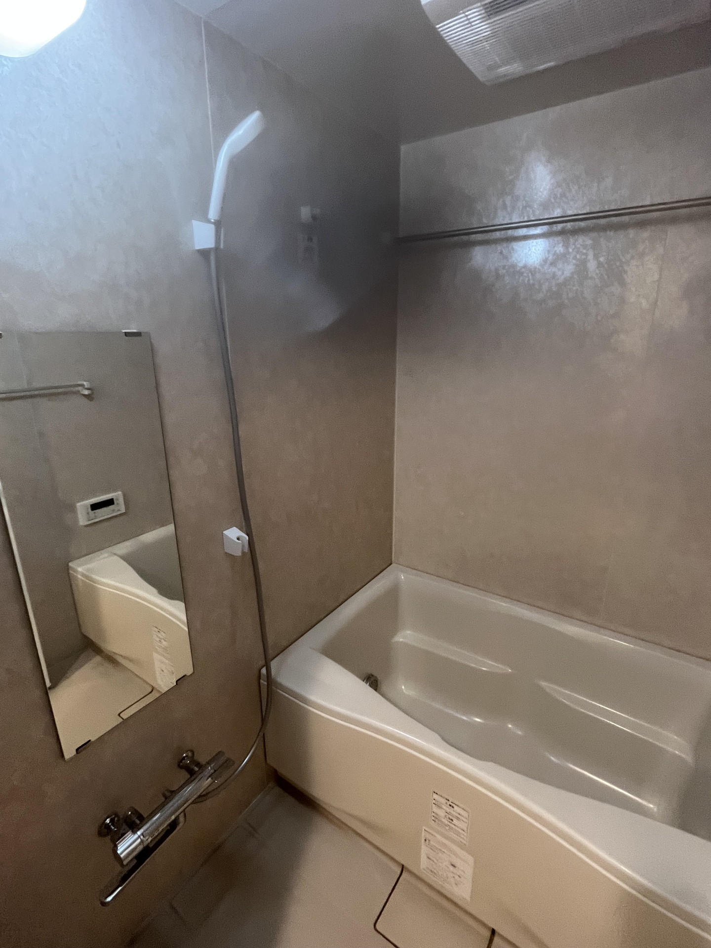 シャワールーム