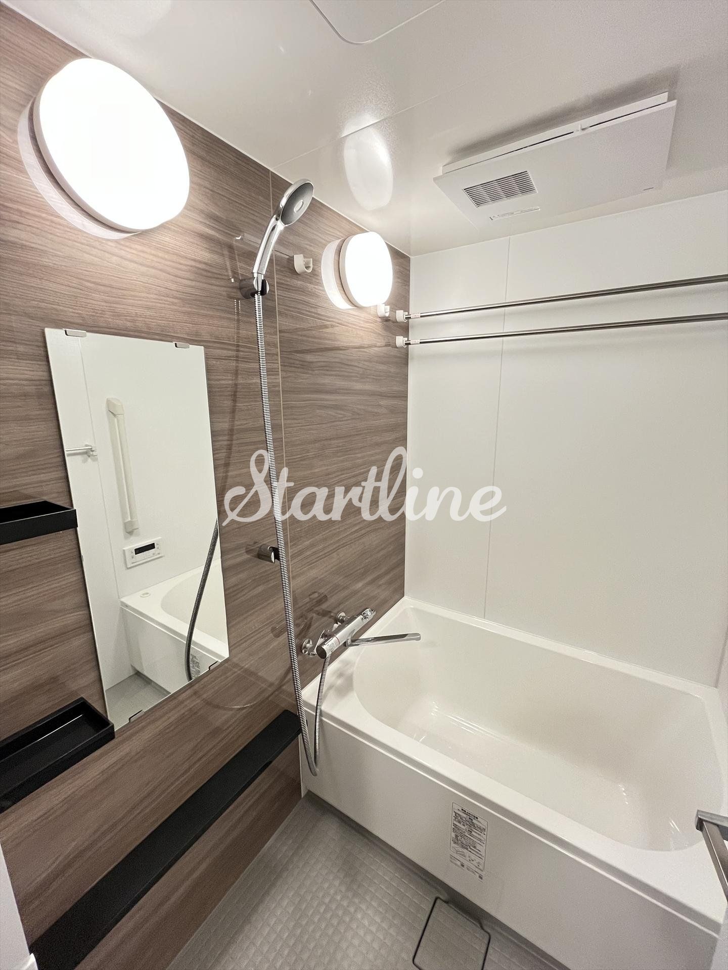 シャワールーム