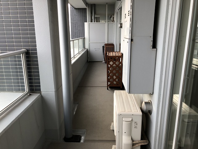 バルコニー