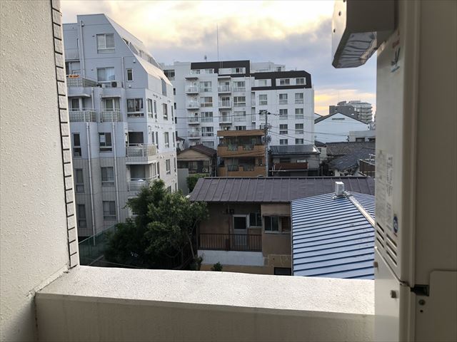 バルコニー