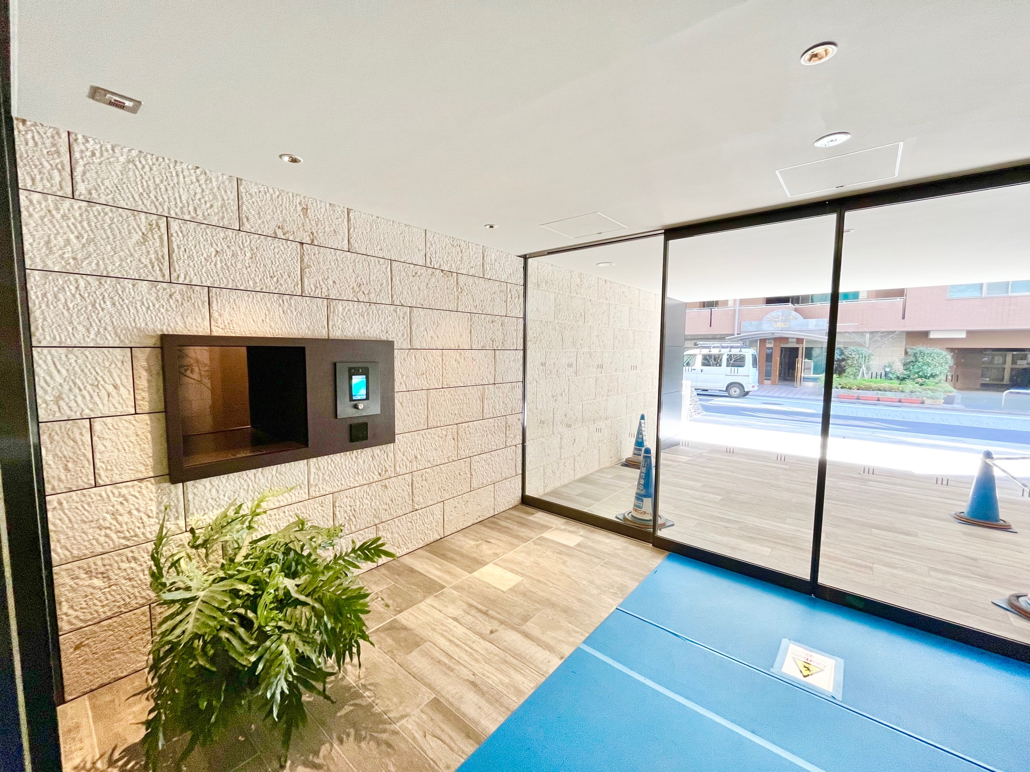 建物エントランス