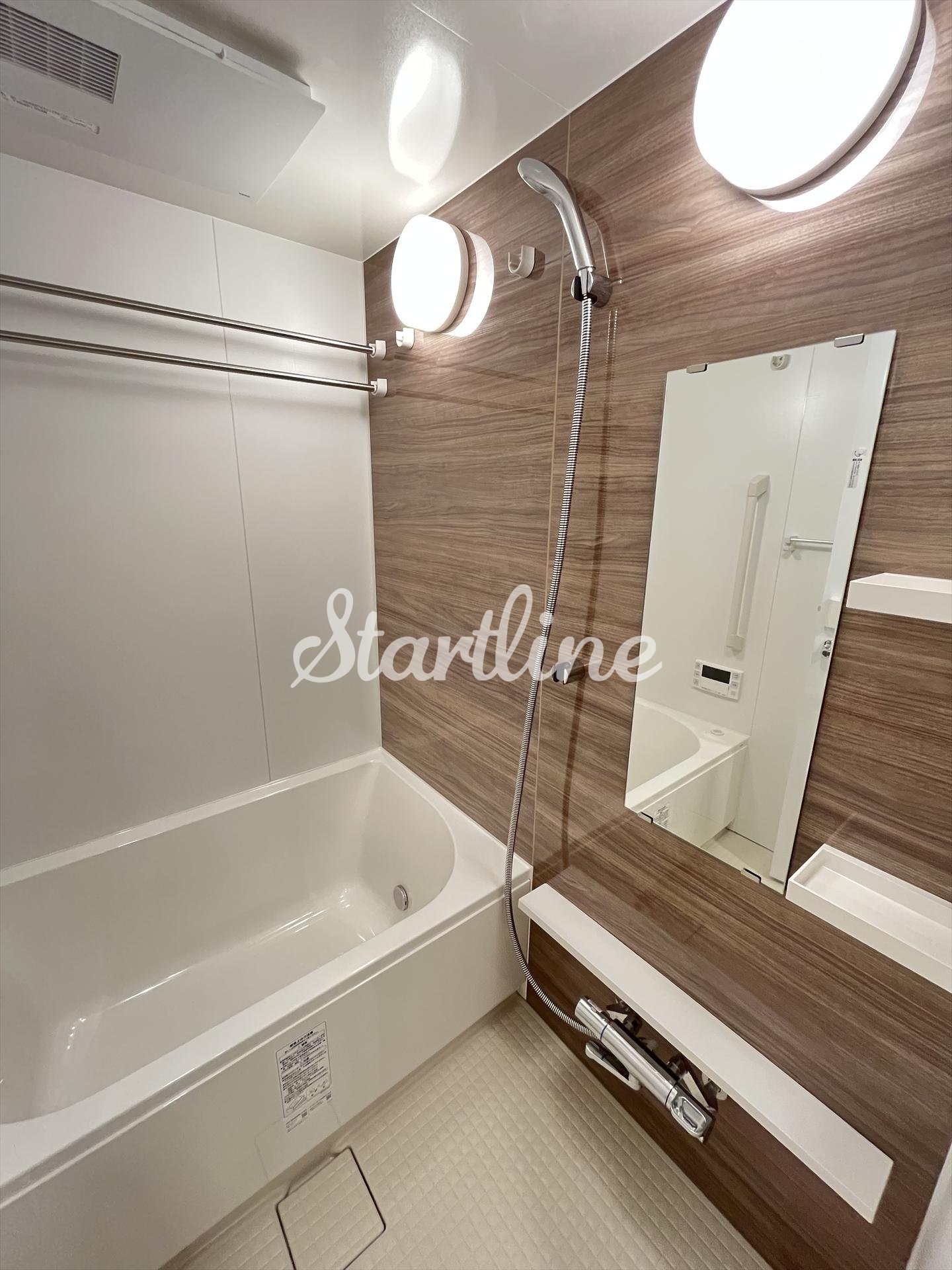 シャワールーム