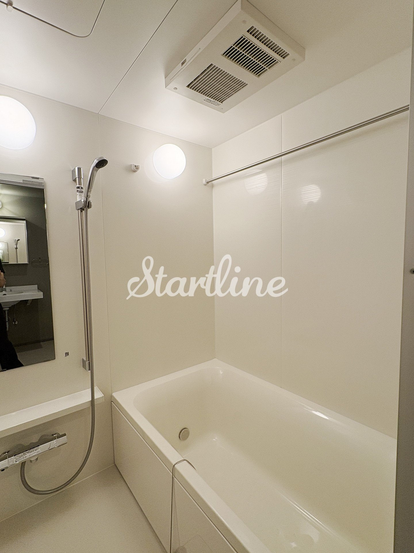 シャワールーム