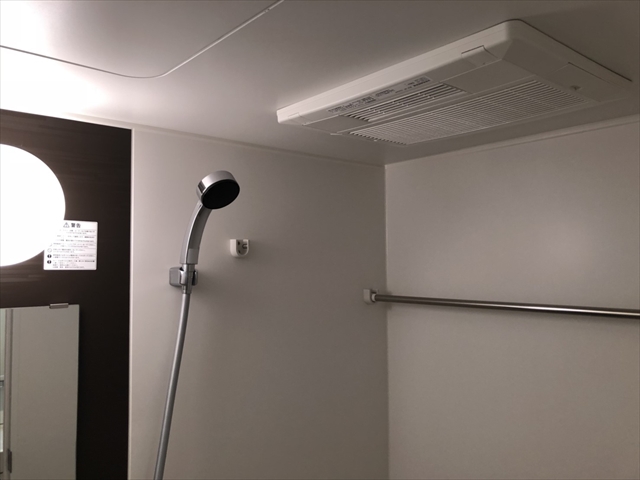 シャワールーム