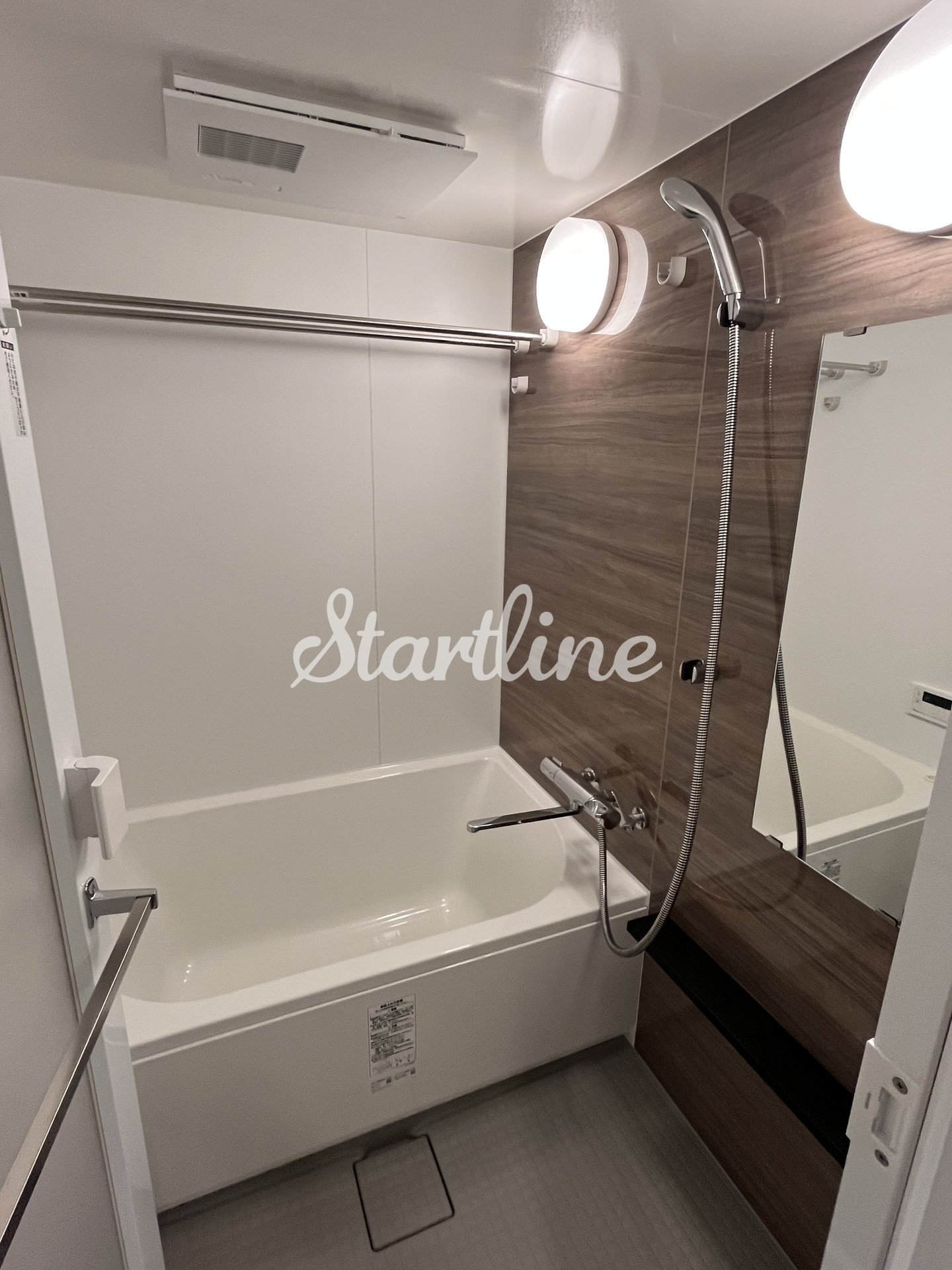 シャワールーム