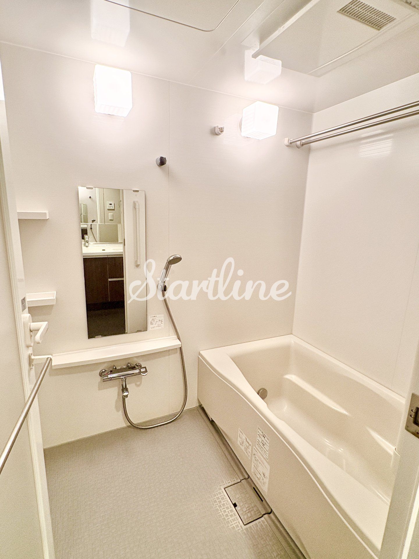 シャワールーム