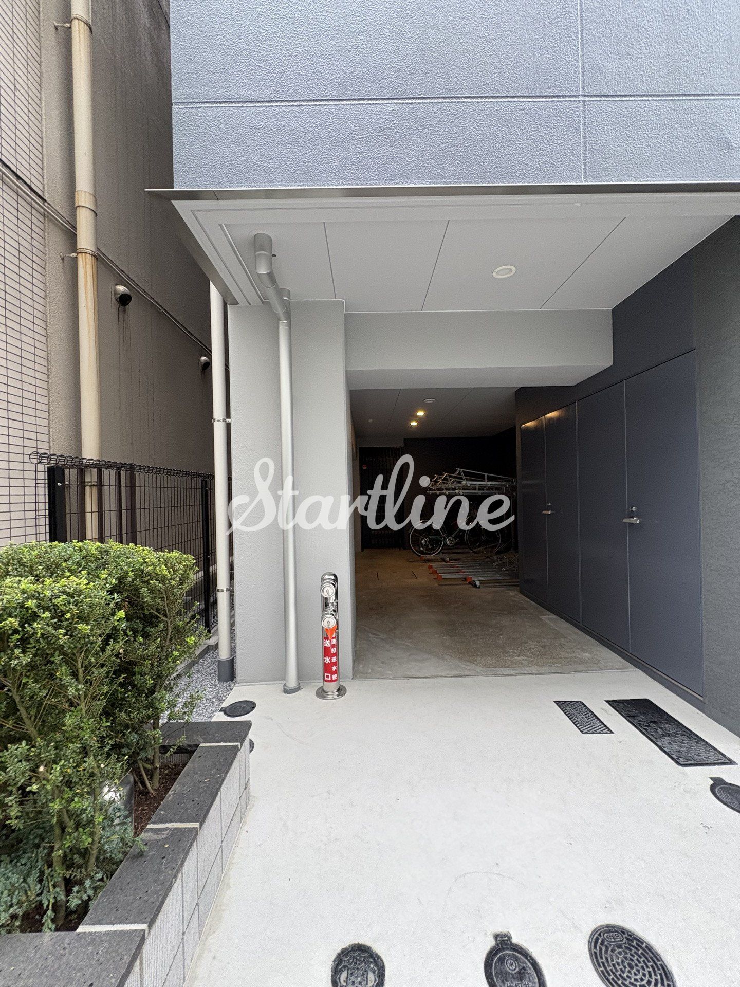 建物エントランス