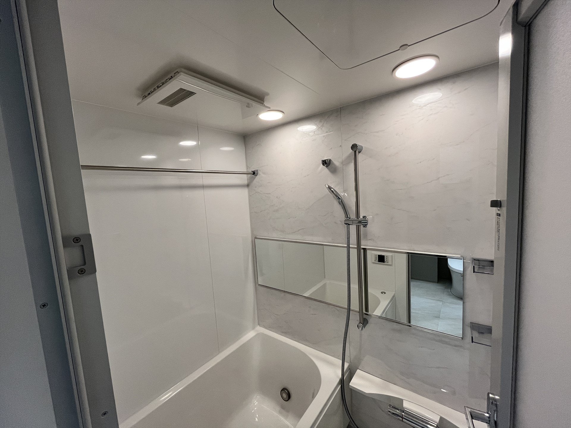 シャワールーム