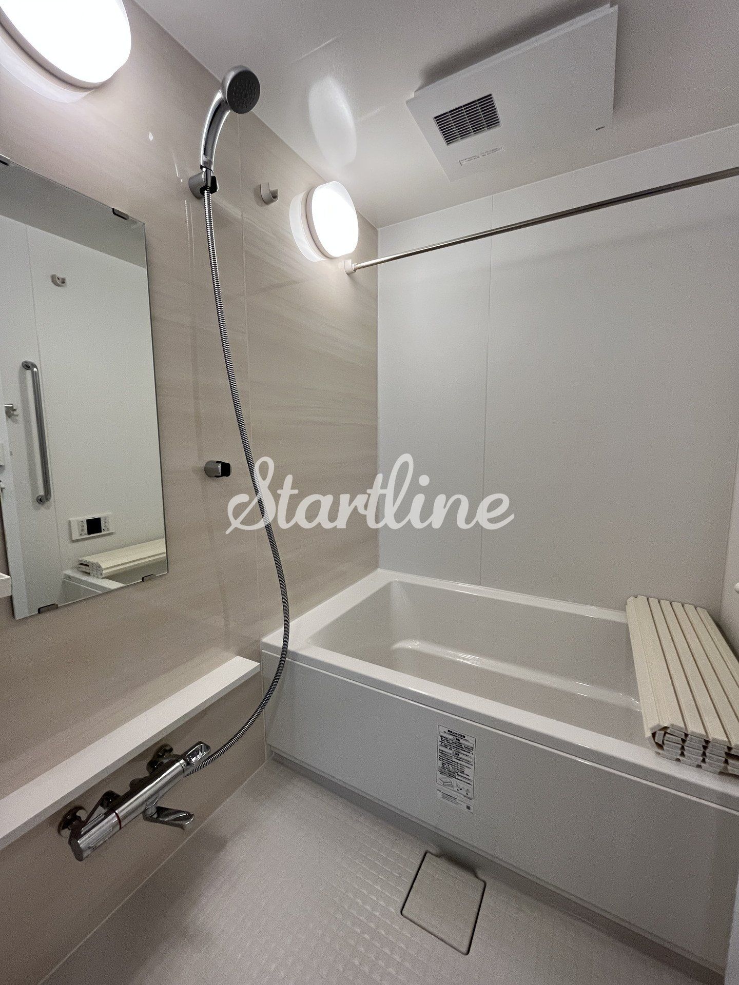 シャワールーム