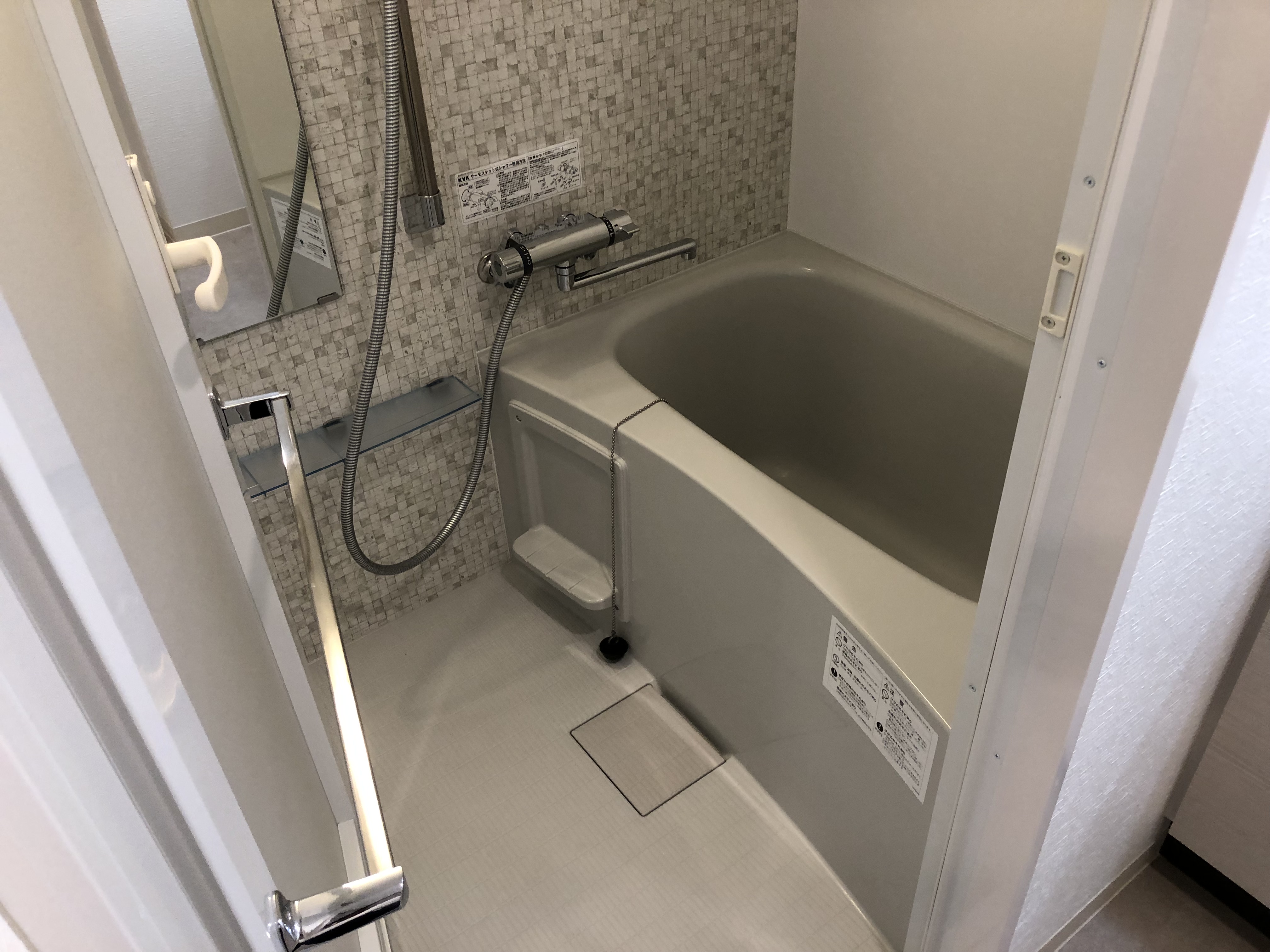 シャワールーム