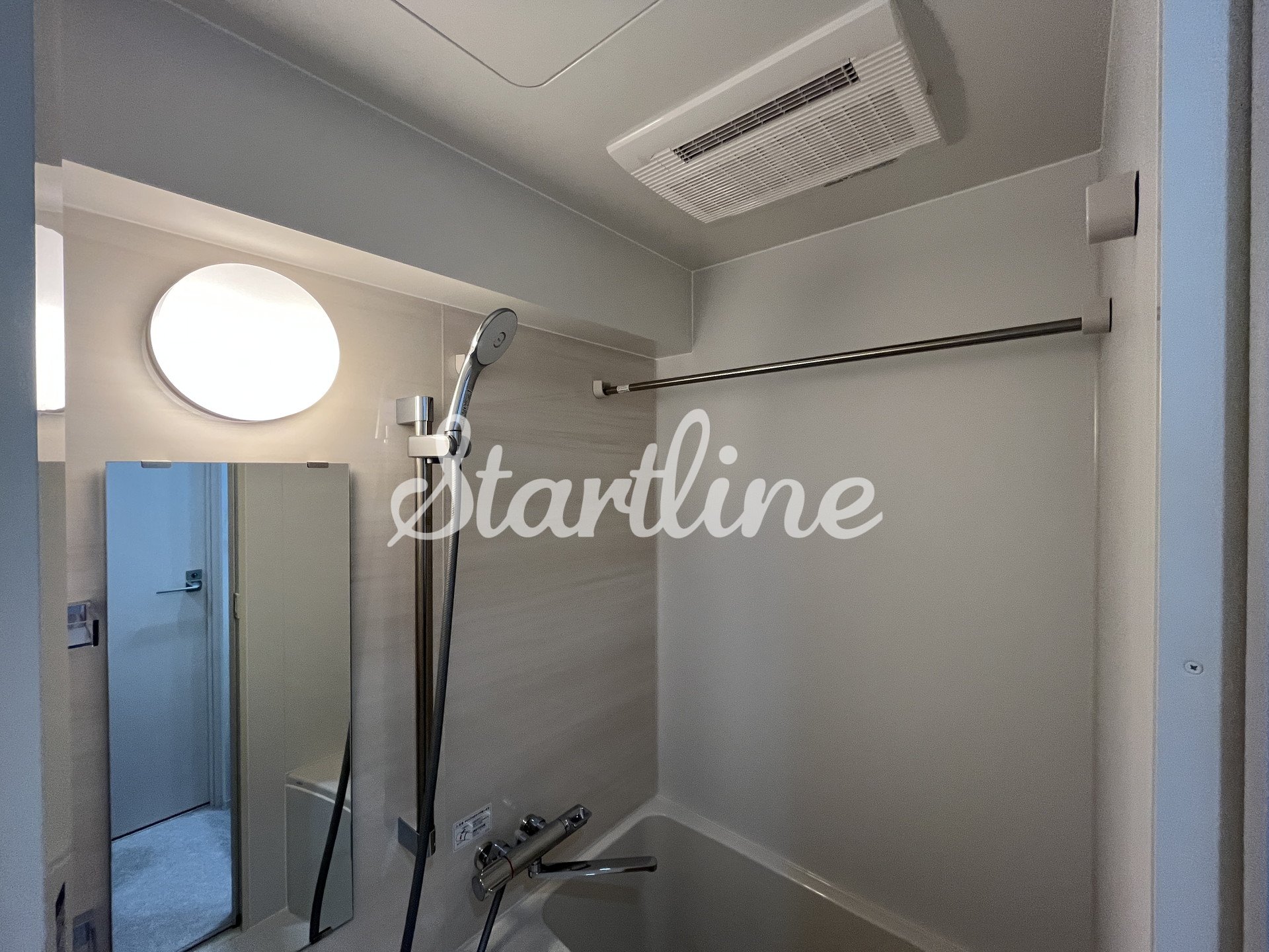 シャワールーム