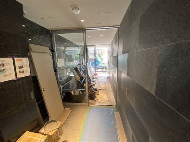 建物エントランス