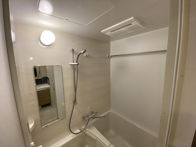 シャワールーム