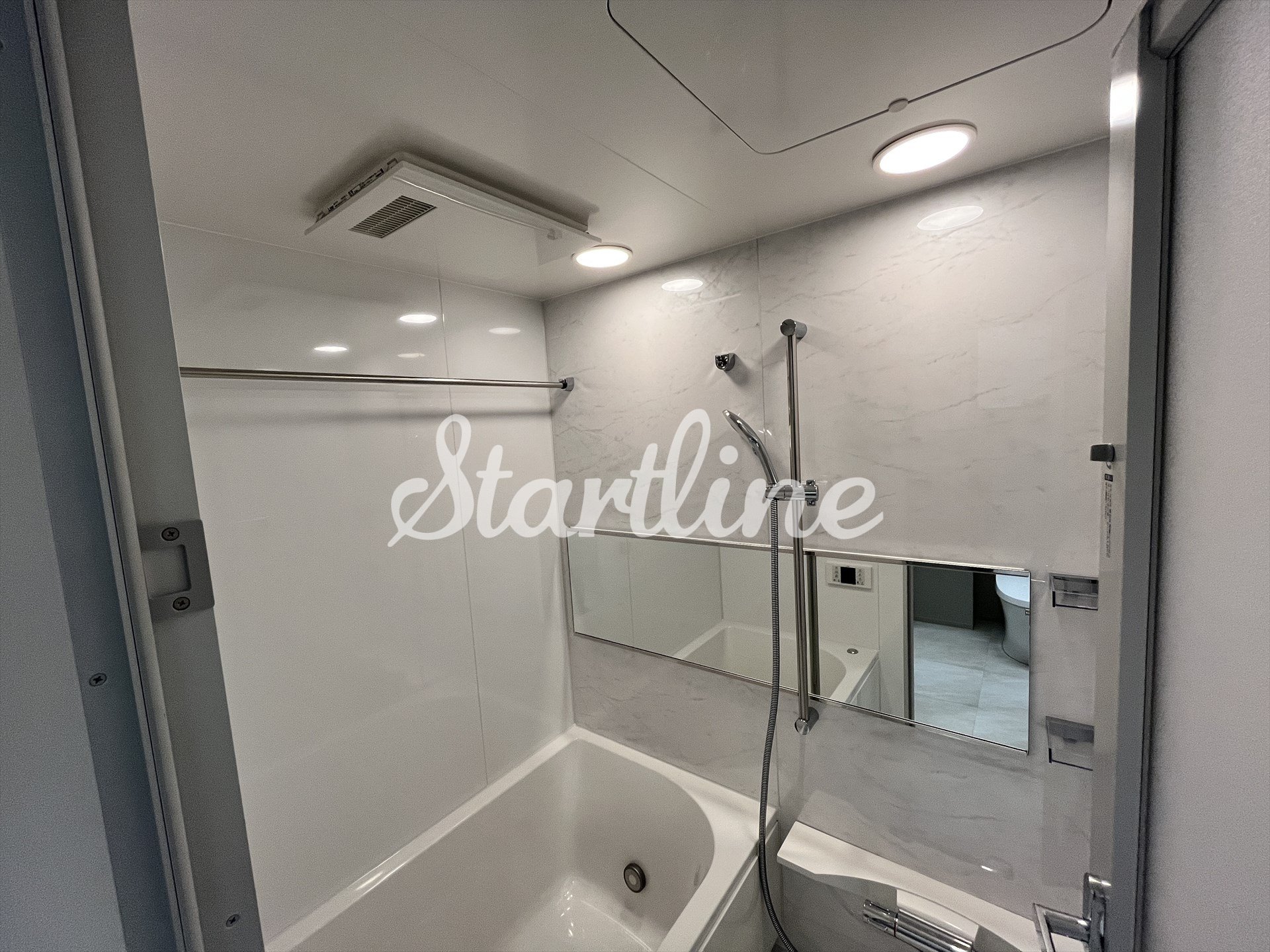 シャワールーム