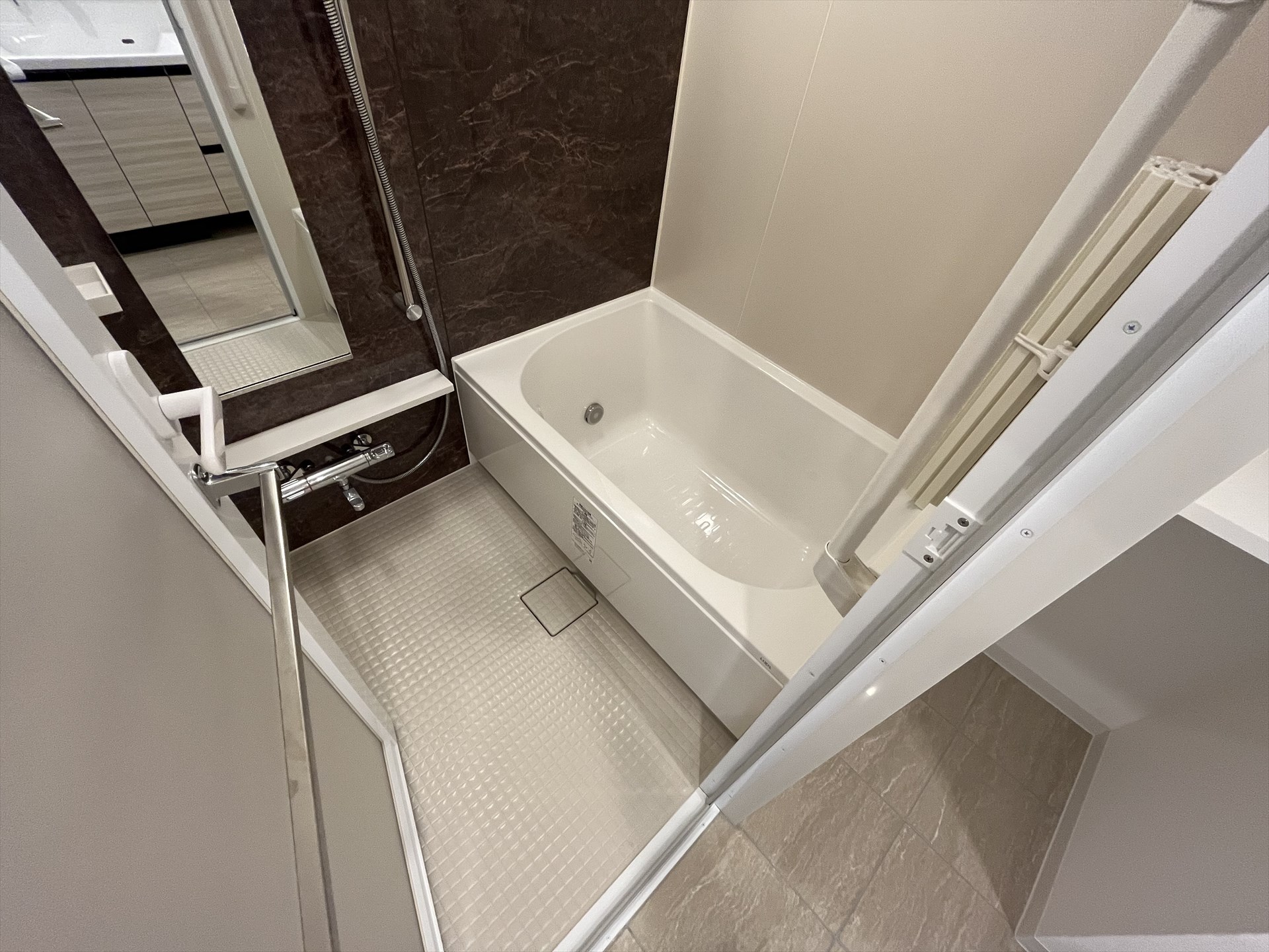 シャワールーム