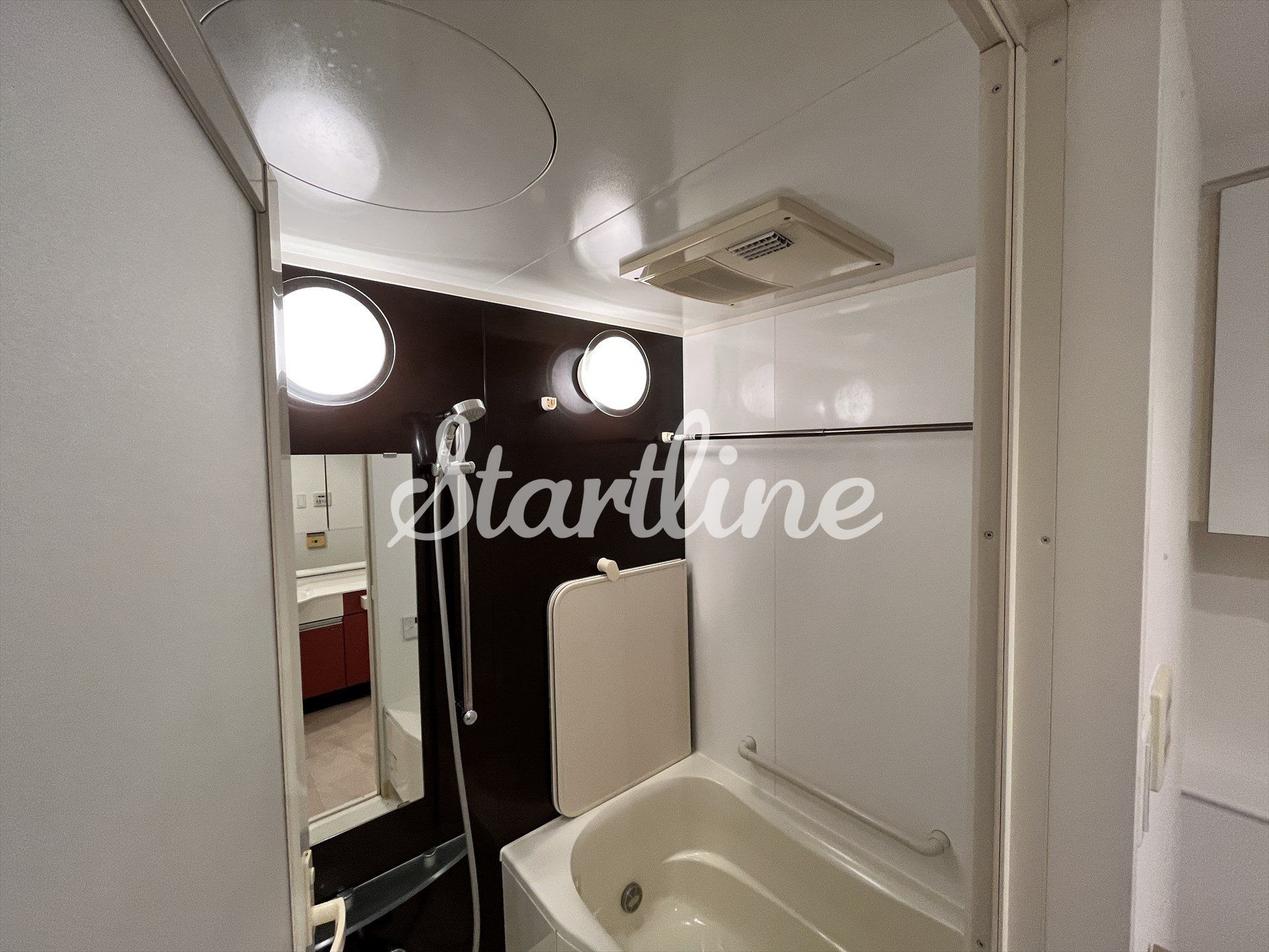 シャワールーム