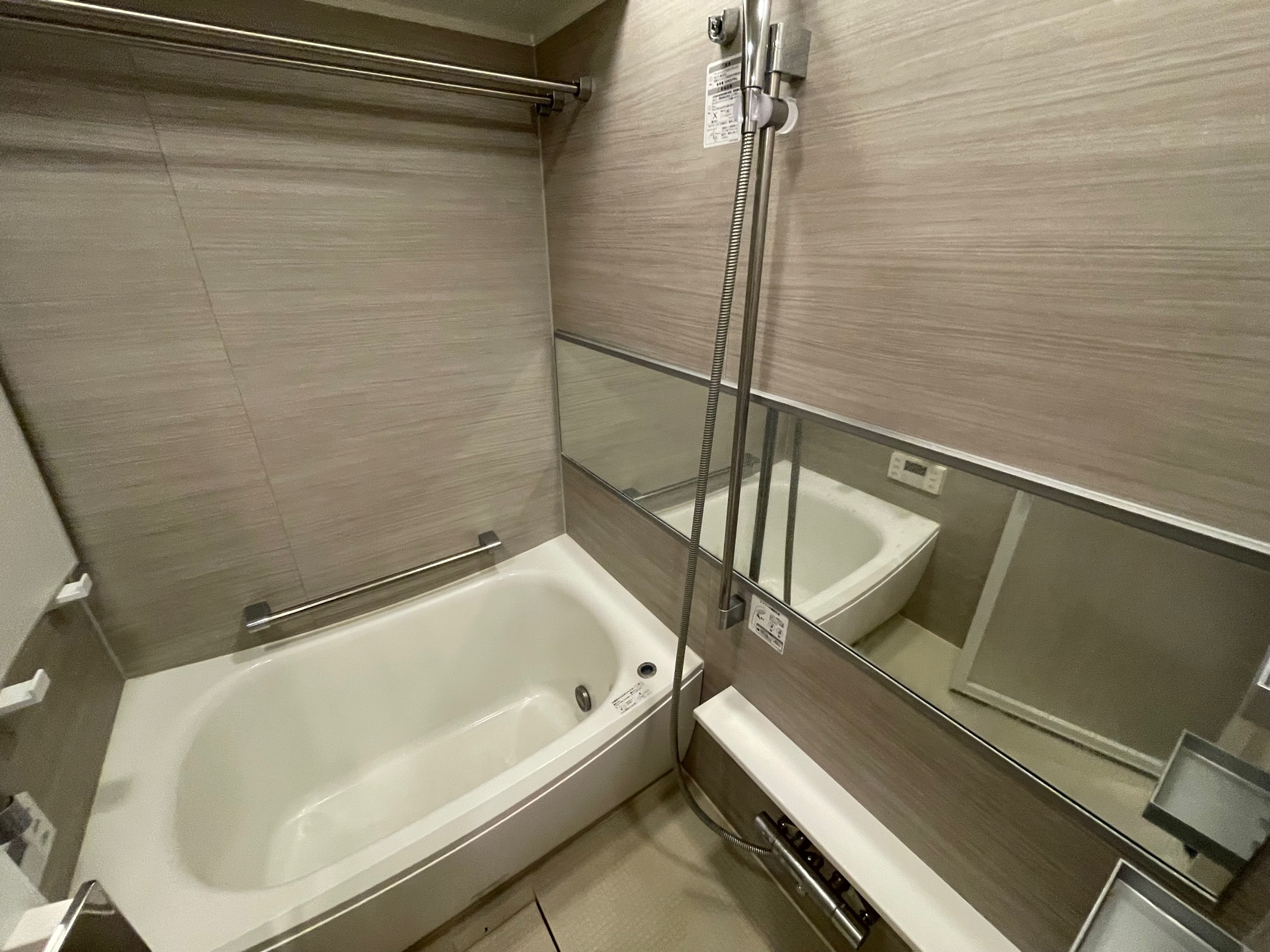 シャワールーム