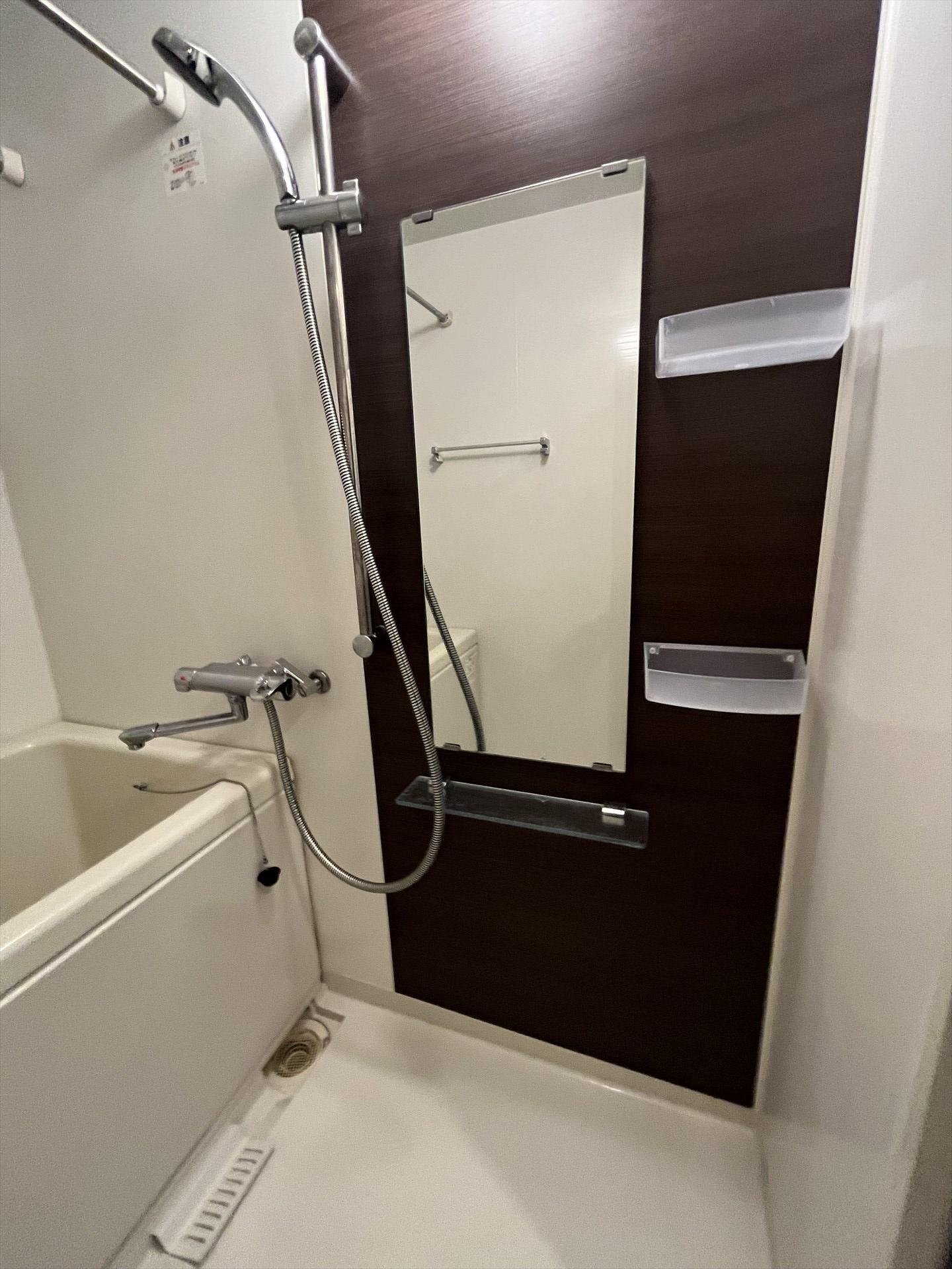 シャワールーム