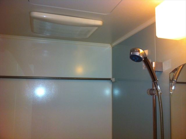 シャワールーム
