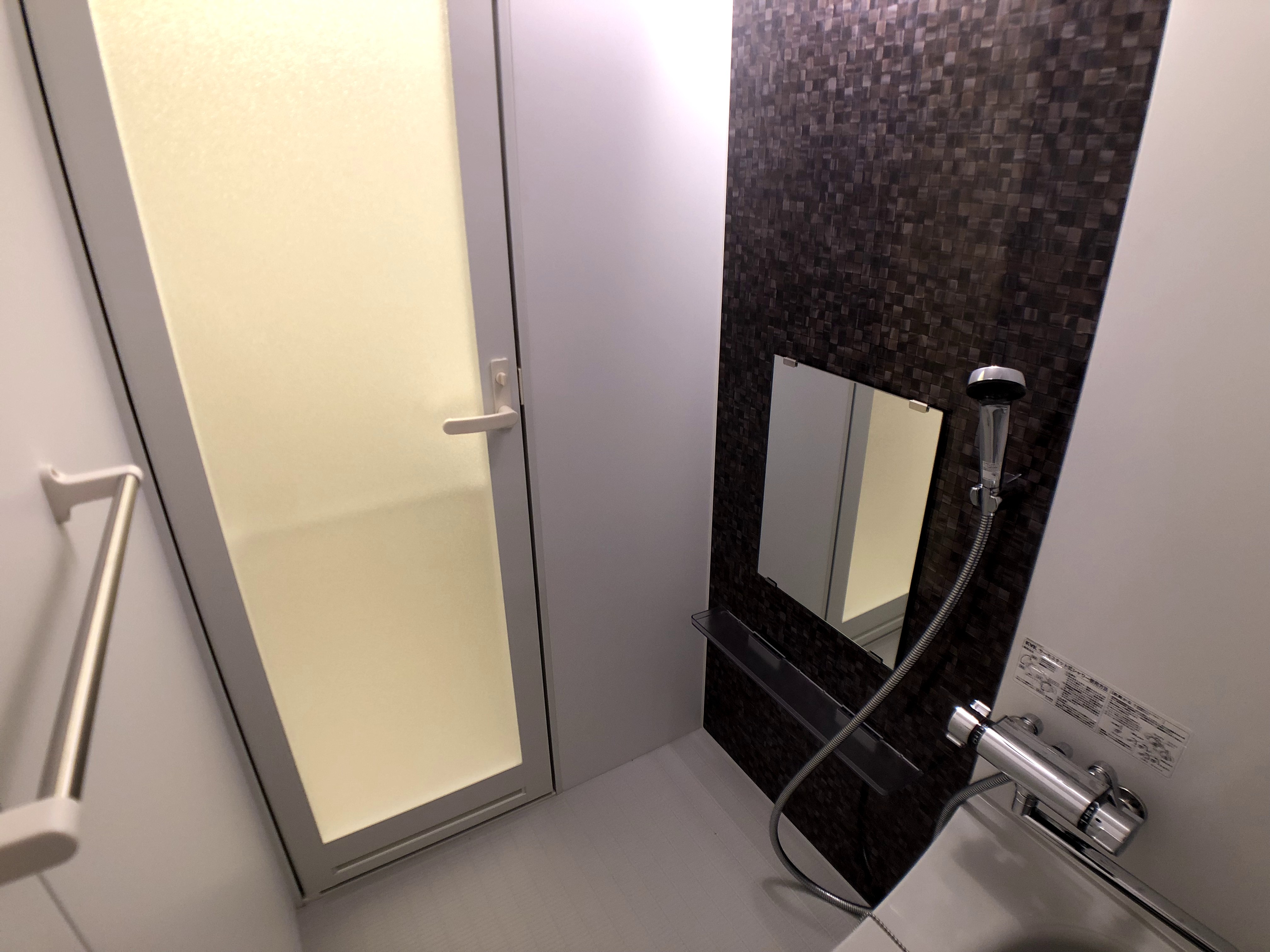 シャワールーム