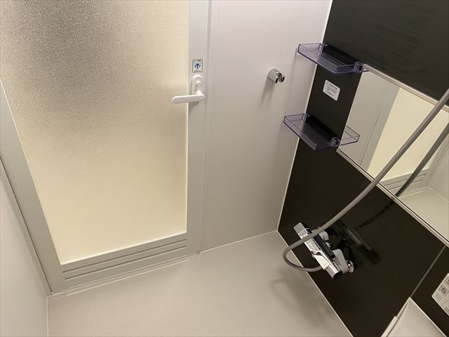 シャワールーム