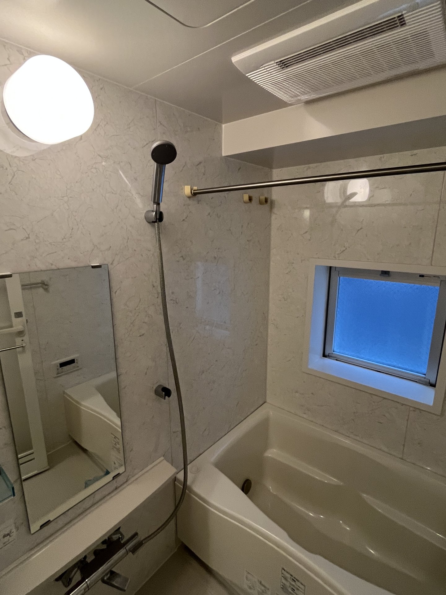 シャワールーム