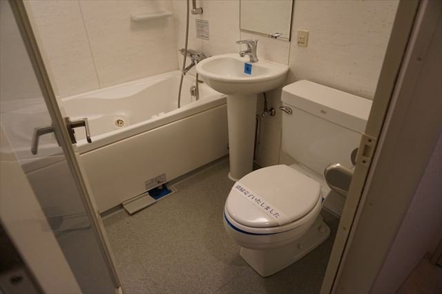 シャワールーム