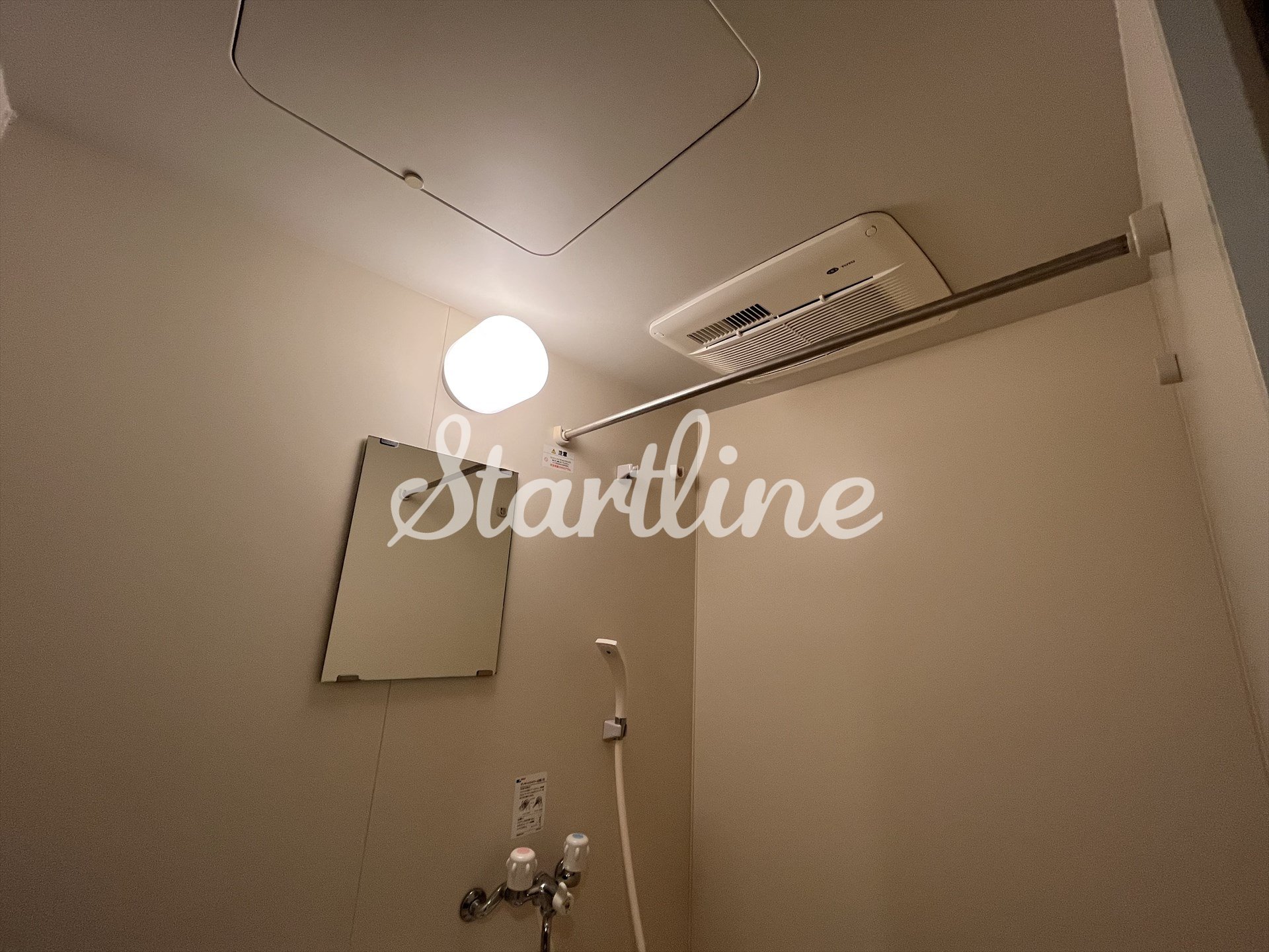 シャワールーム