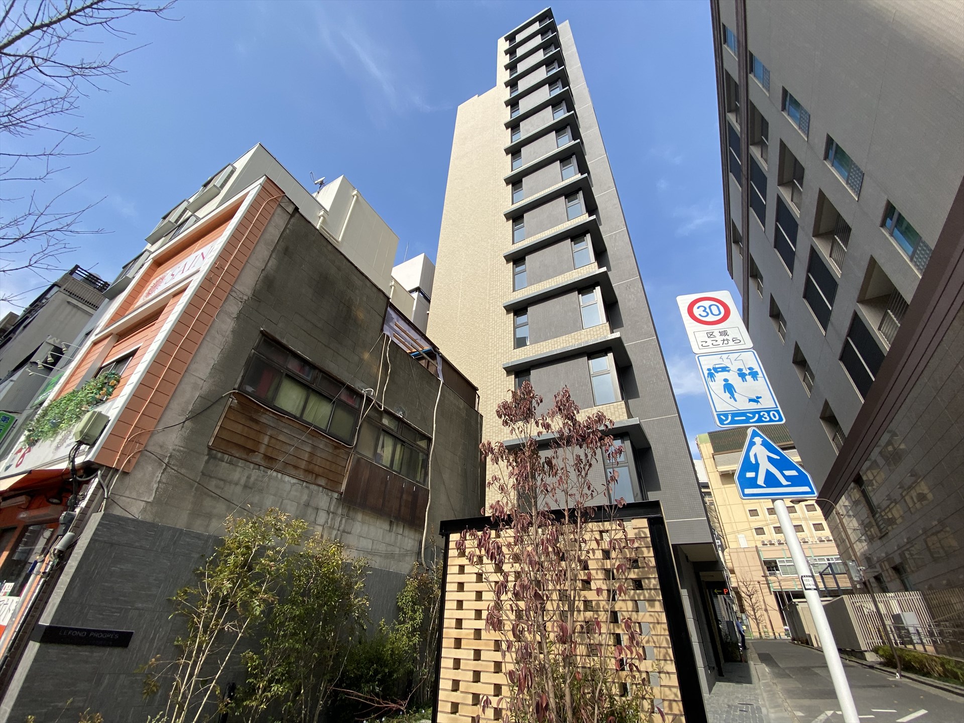 建物外観