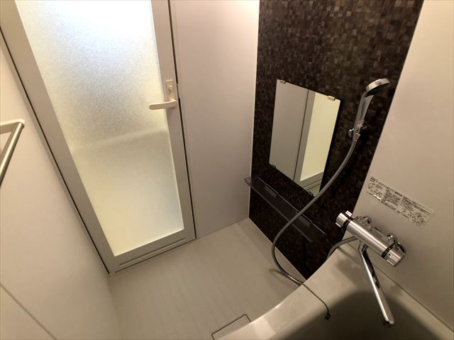 シャワールーム