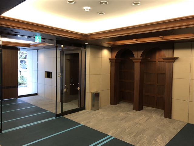 建物エントランス