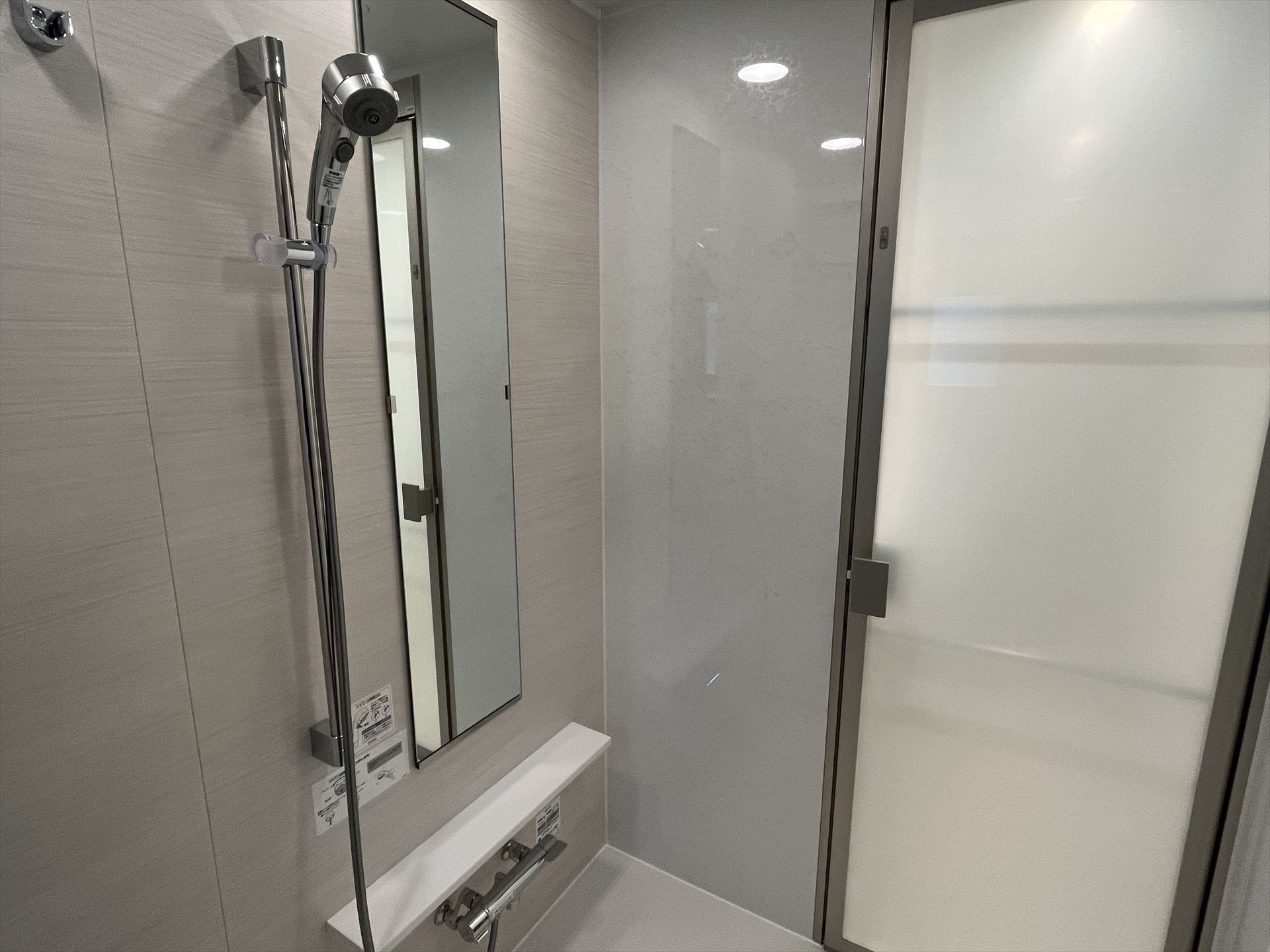 シャワールーム