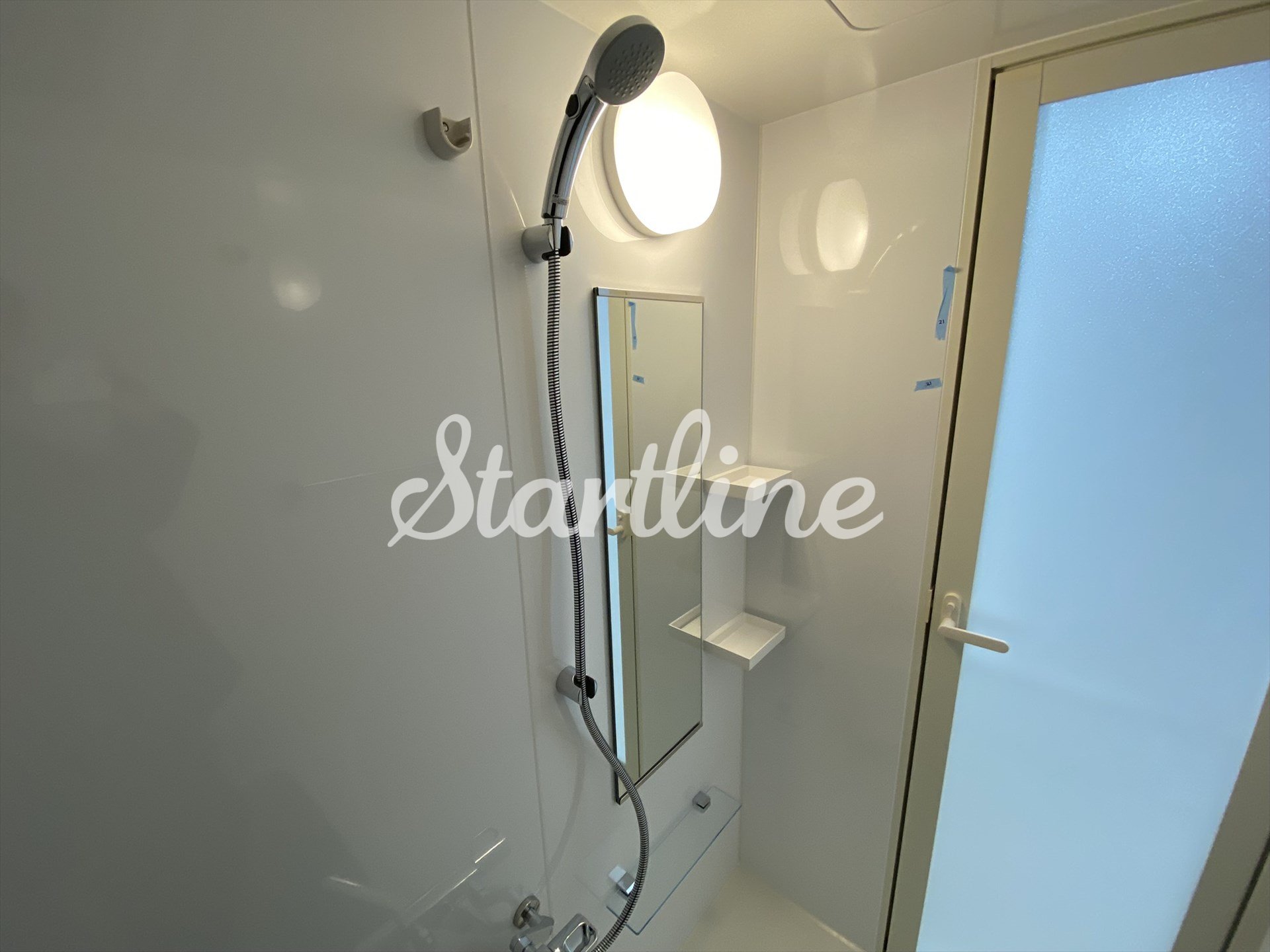 シャワールーム