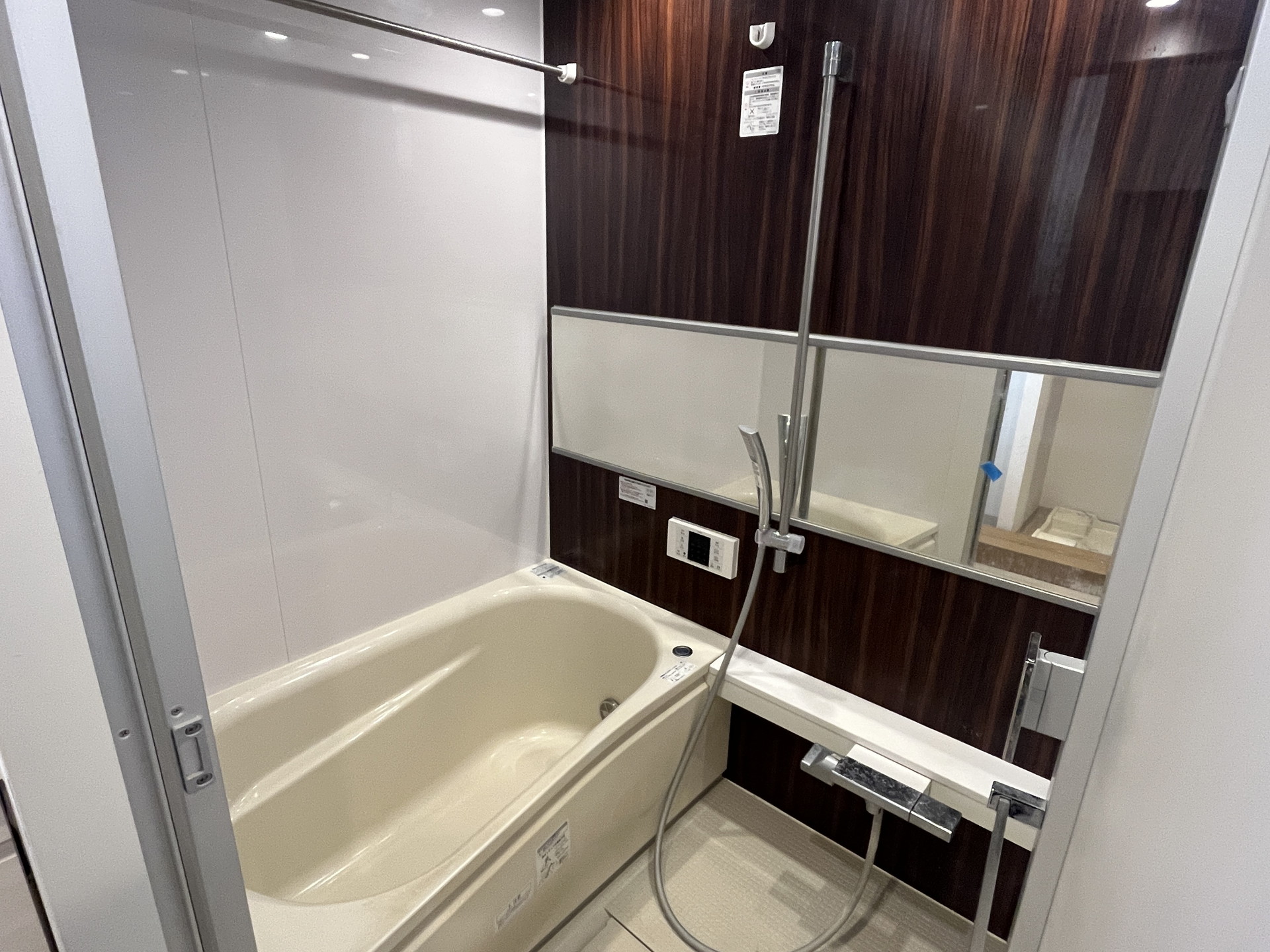 シャワールーム