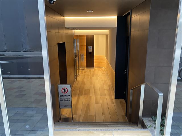 建物エントランス