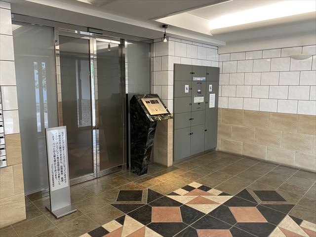 建物エントランス