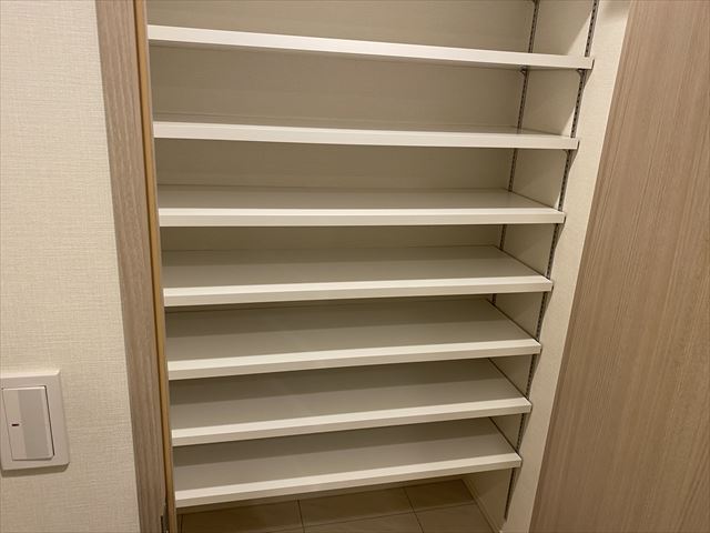 収納