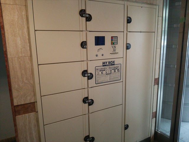 建物エントランス